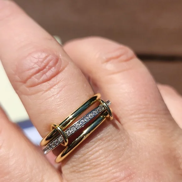 Multi Link Connected Rings - Picture 2 of 3